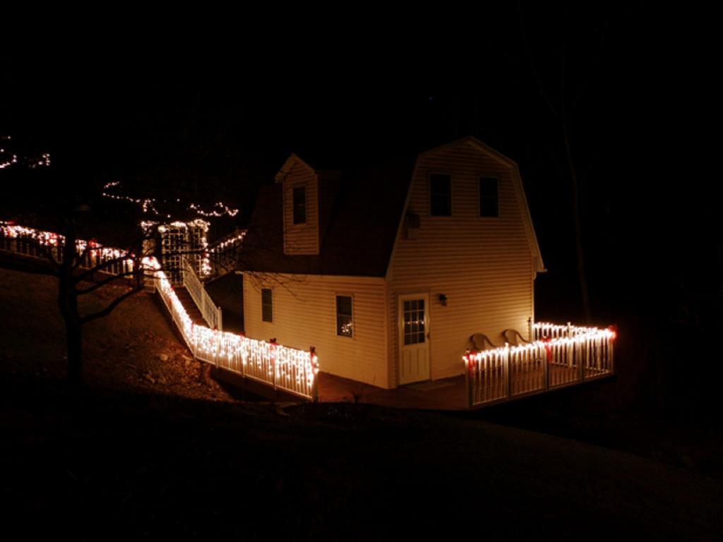 Lodge Trickling Waters Retreat *